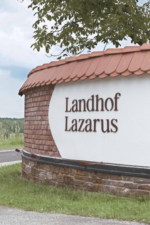 ホテル Landhof Lazarus Mooskirchen エクステリア 写真